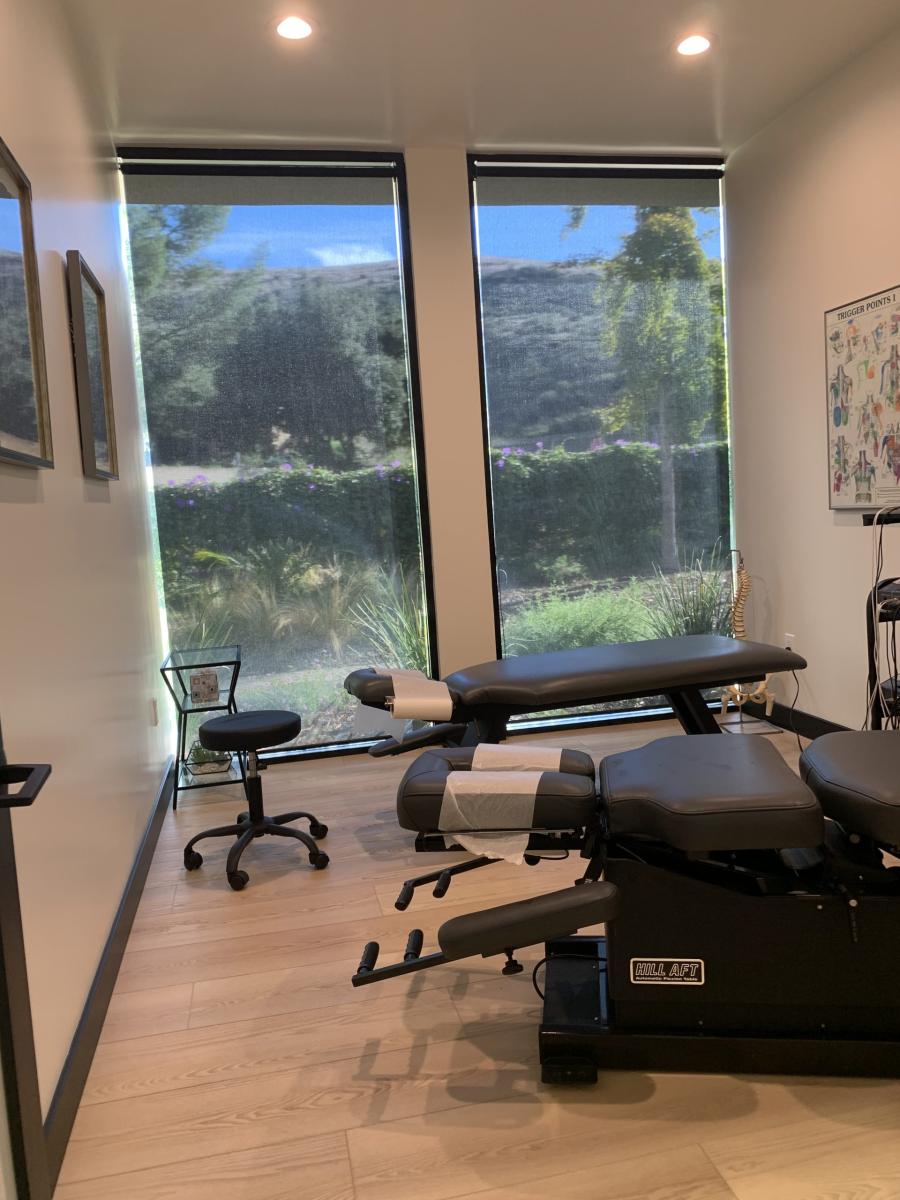 Chiropractor Agoura Hills Chiropractic Center